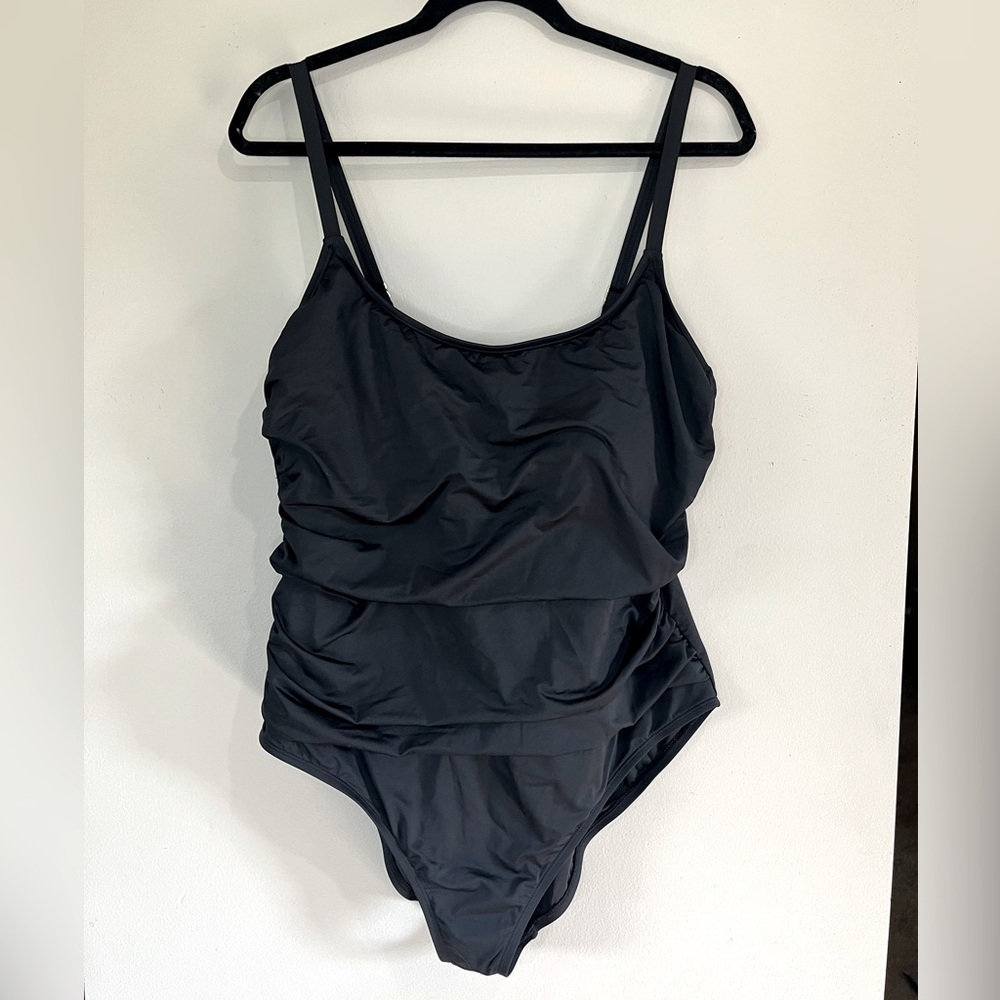 La Blanca Island Goddess Lingerie One Piece - Black NWOT 20W Plus Size Swimwear